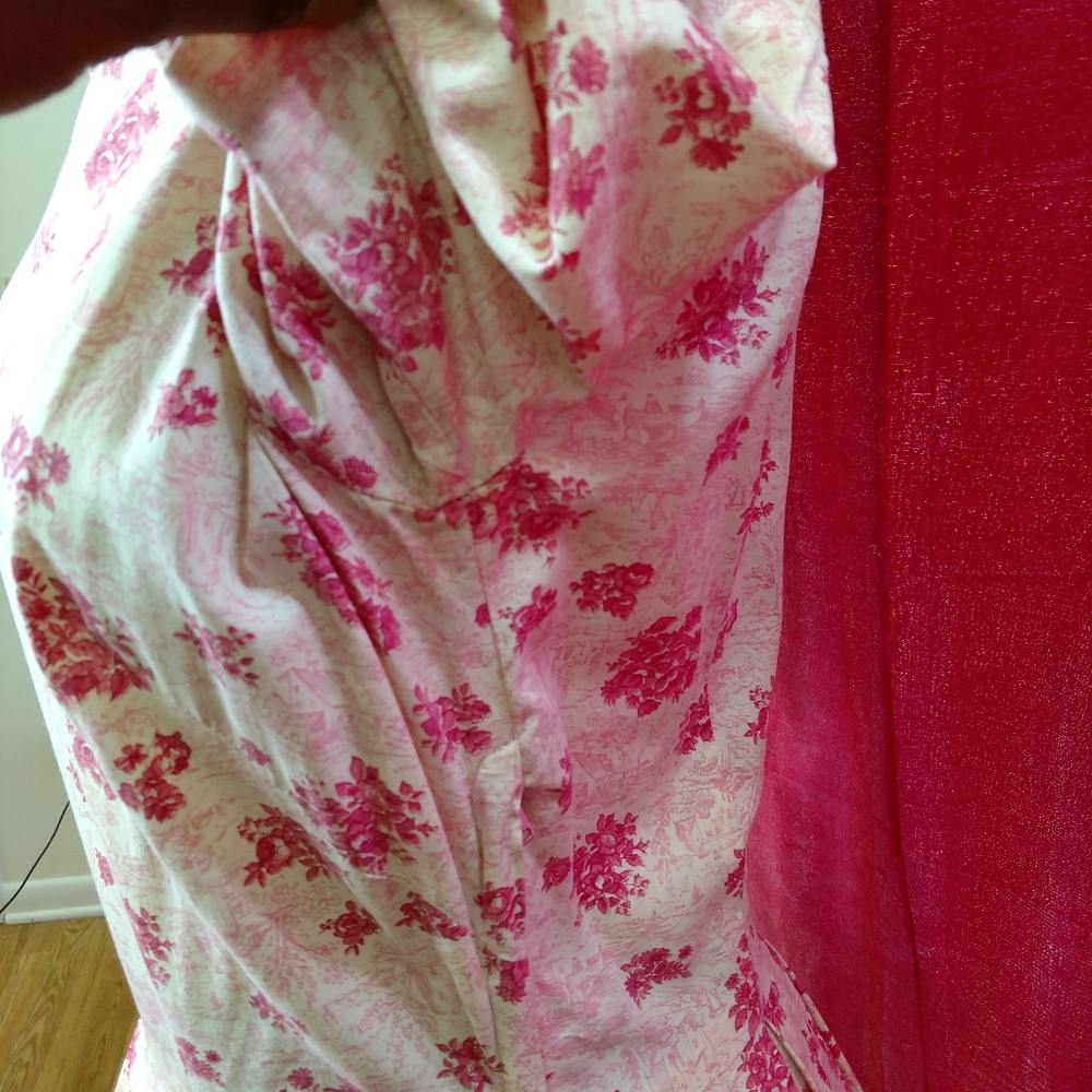 Beautiful 1940's-50's novelty print dress - Picture 3 of 8